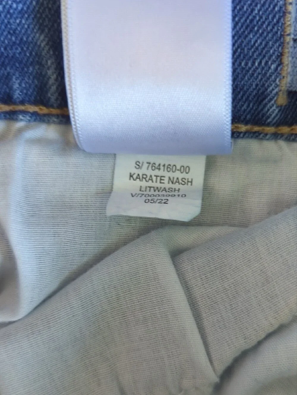 3 For $30. Old Navy Boy's Blue Slim Distressed Jeans